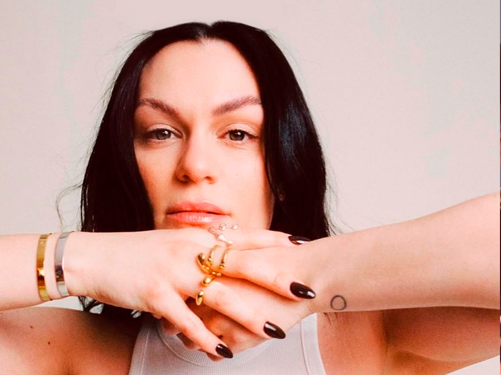 Jessie J inspira a importancia da prevencao do cancer de mama2